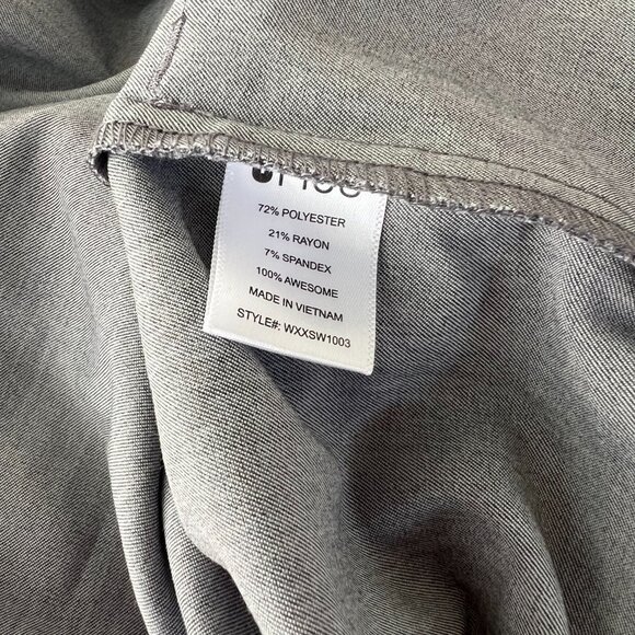 NWT FIGS Rafaela Oversized Scrub Top XS Slate Gray Technical Collection - Picture 7 of 7